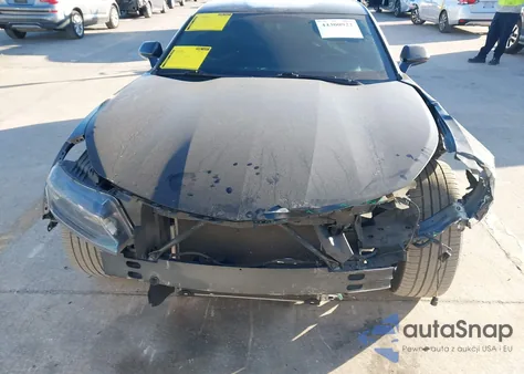 2018 Chevrolet Camaro 1Lt z USA, uszkodzony, nr VIN 1G1FB1RX6J0184879